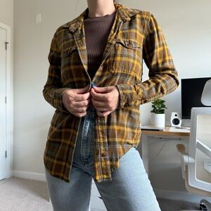 Filson Women’s Flannel Shirt